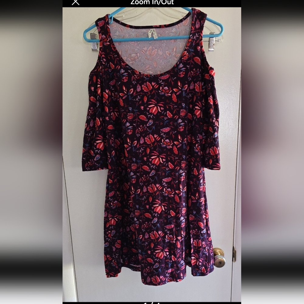 Juniors Mudd Cold shoulder dress